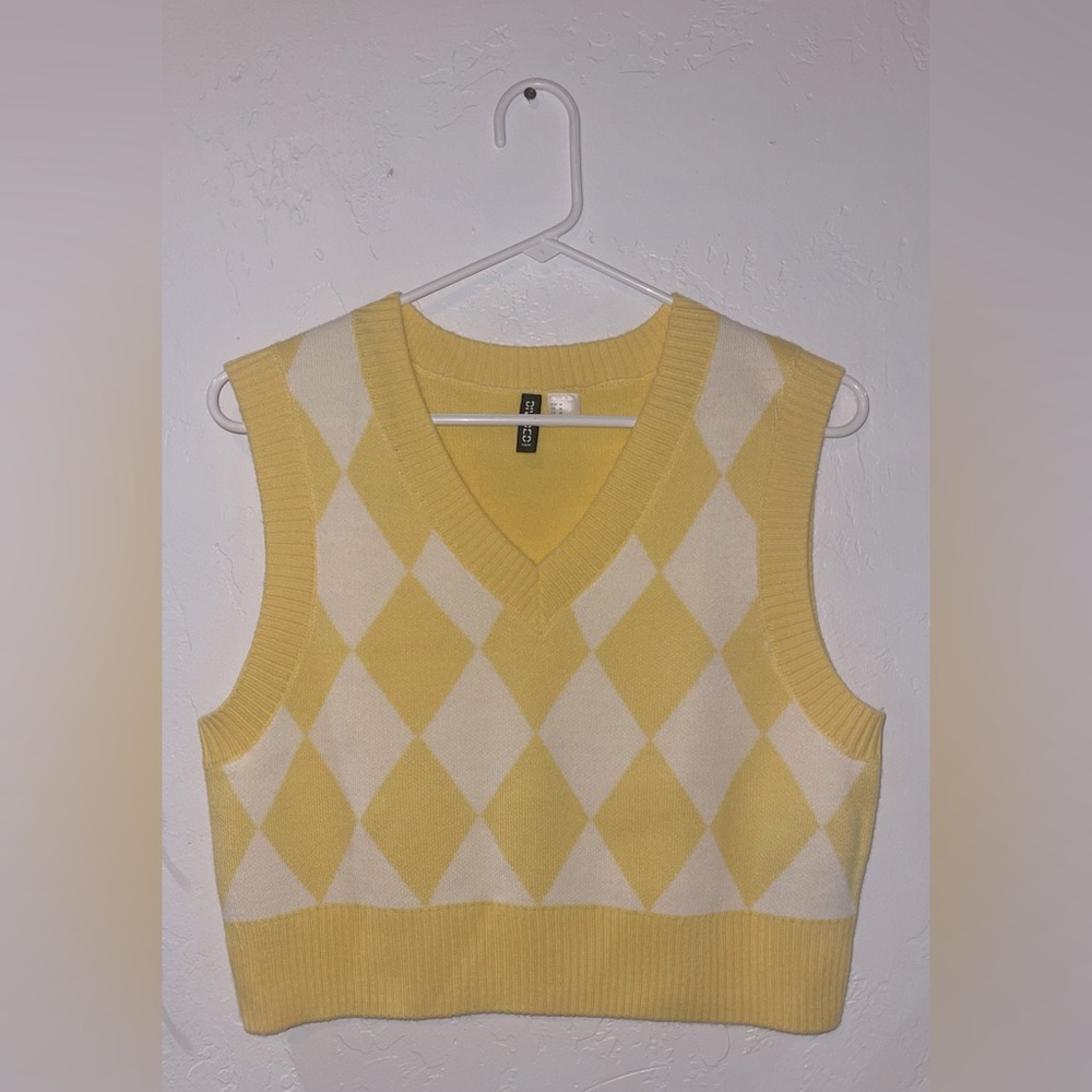 Divided H&M Yellow Vest